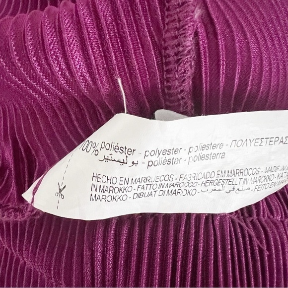 Zara Purple Ribbed Pull on Ruffle Elastic Waist Shorts Size Large Shiny Stretch - Picture 8 of 8